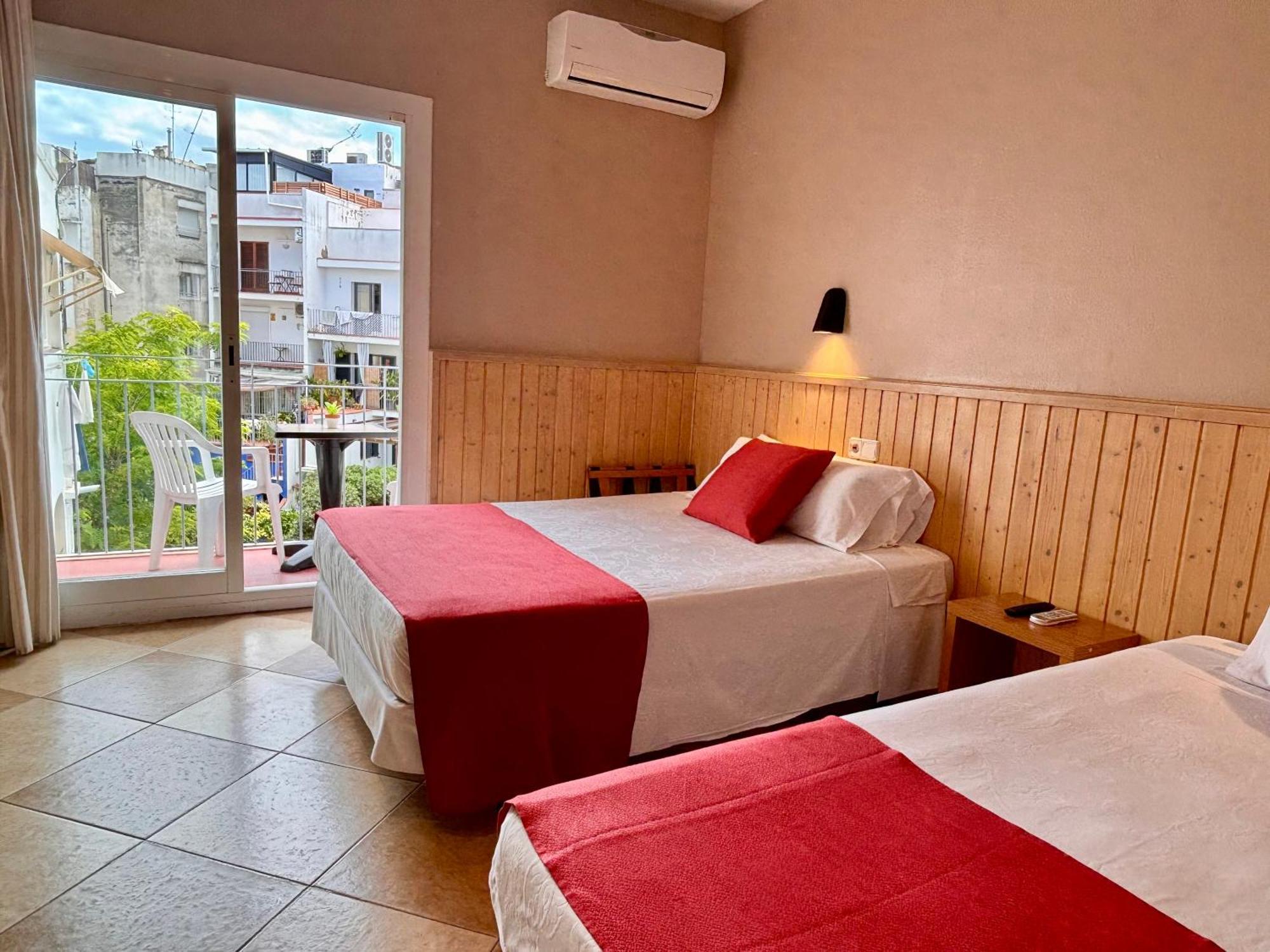 Hotel Piccadilly Sitges Luaran gambar